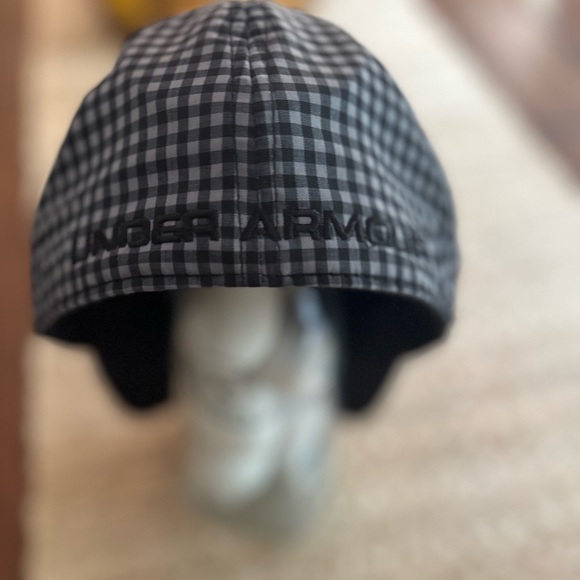 Under Armor men’s fitted hat - size M/L - Picture 3 of 4